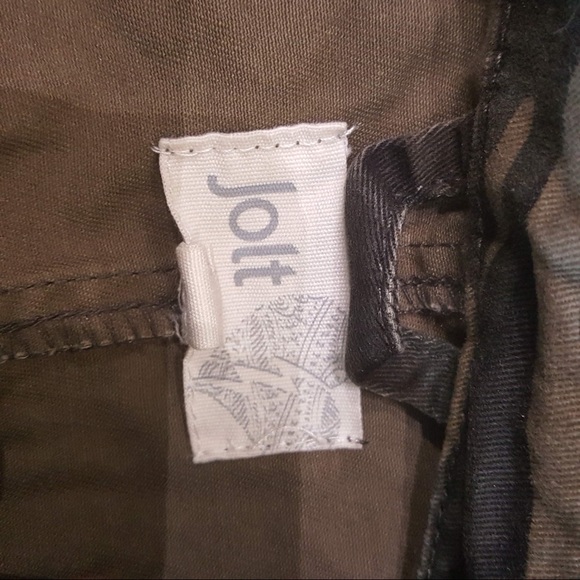 Jolt Woman’s Raw Edge Camo Twill Jacket Patches - Picture 7 of 7